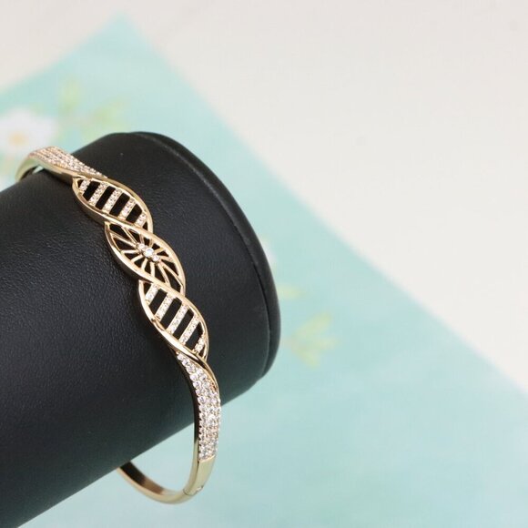 Rose Gold Twist Design CZ Bangle for Women, XPBL0529 - Picture 6 of 12